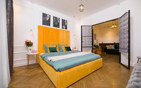 Bucharest Central Apartment Inter